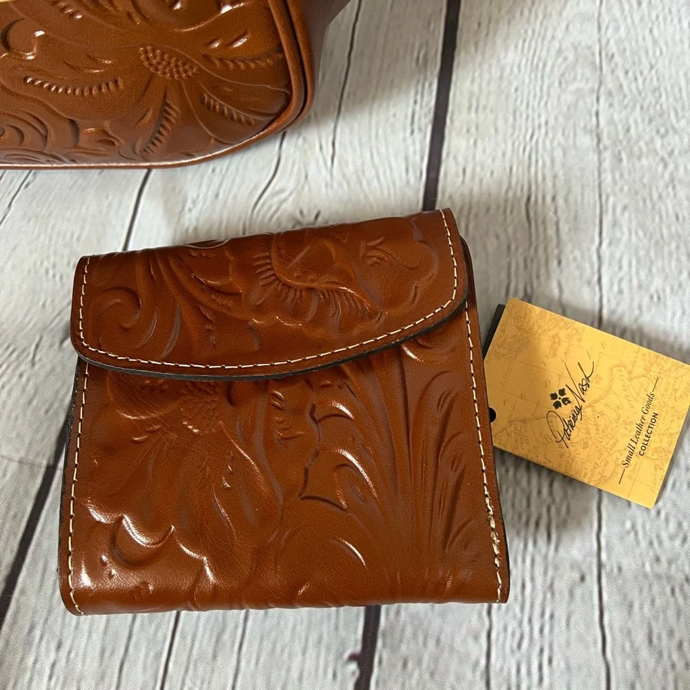 PATRICIA NASH TOOLED SATCHEL & WALLET